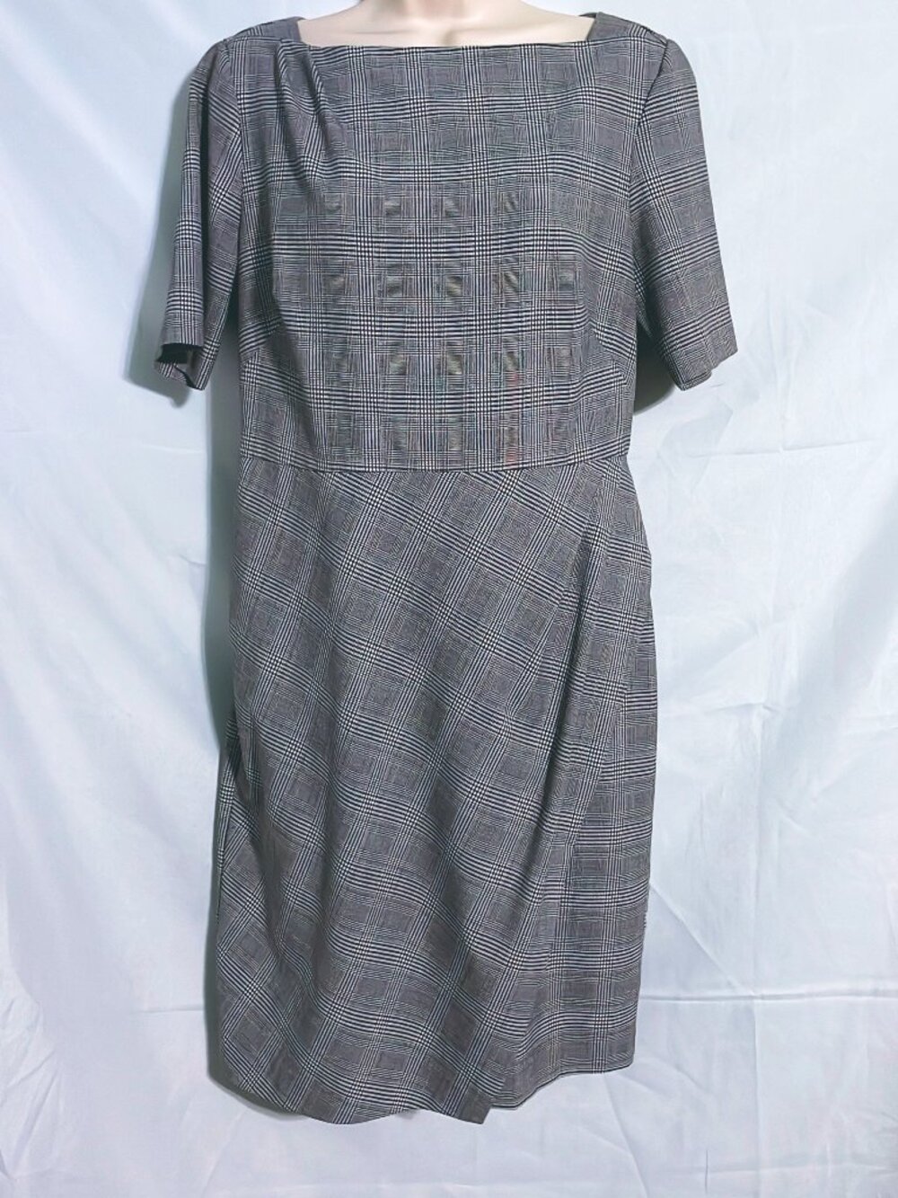 Banana Republic Gray Plaid Dress Size 10